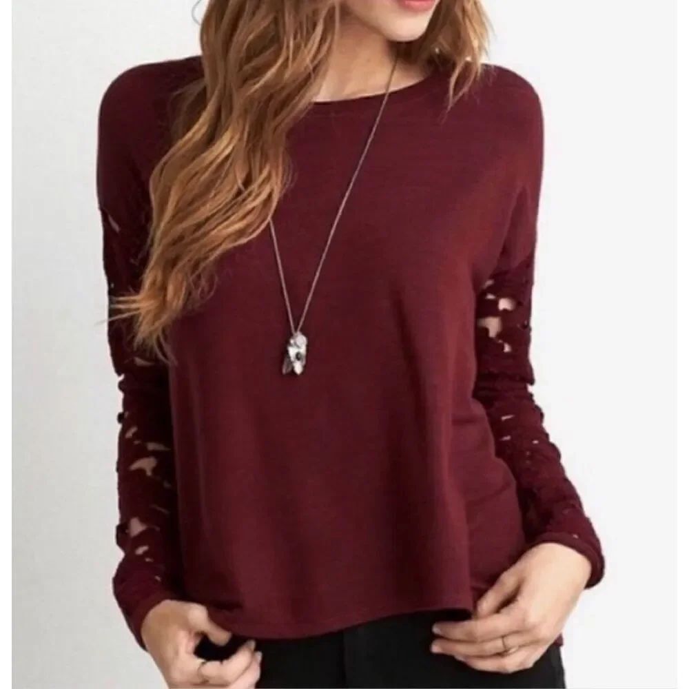 ✨American Eagle Black Crochet Long Sleeves Sz XL Sweater✨